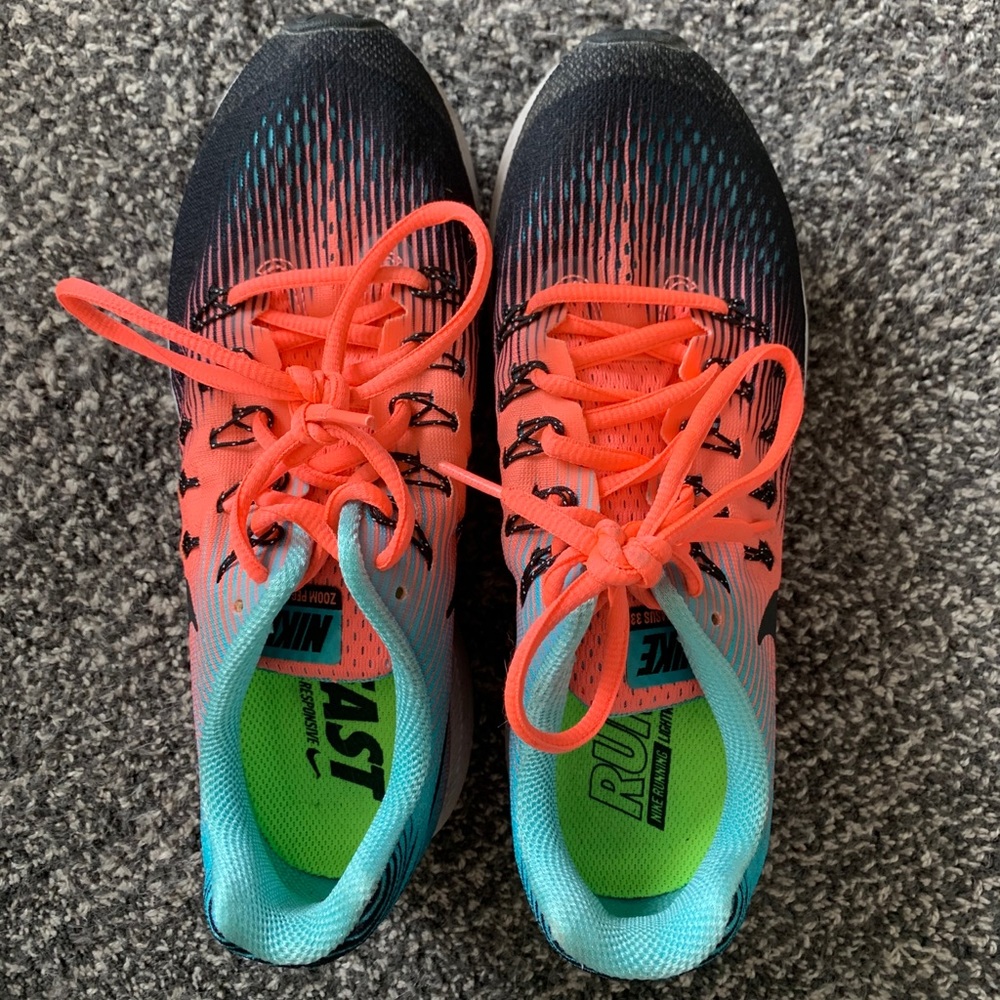 Women’s Nike gym shoes